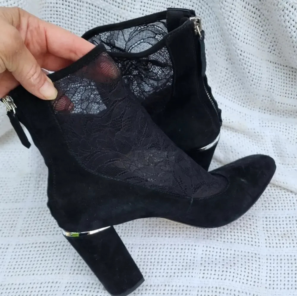 Pour la Victoire Sexy Sock Booties 9.5